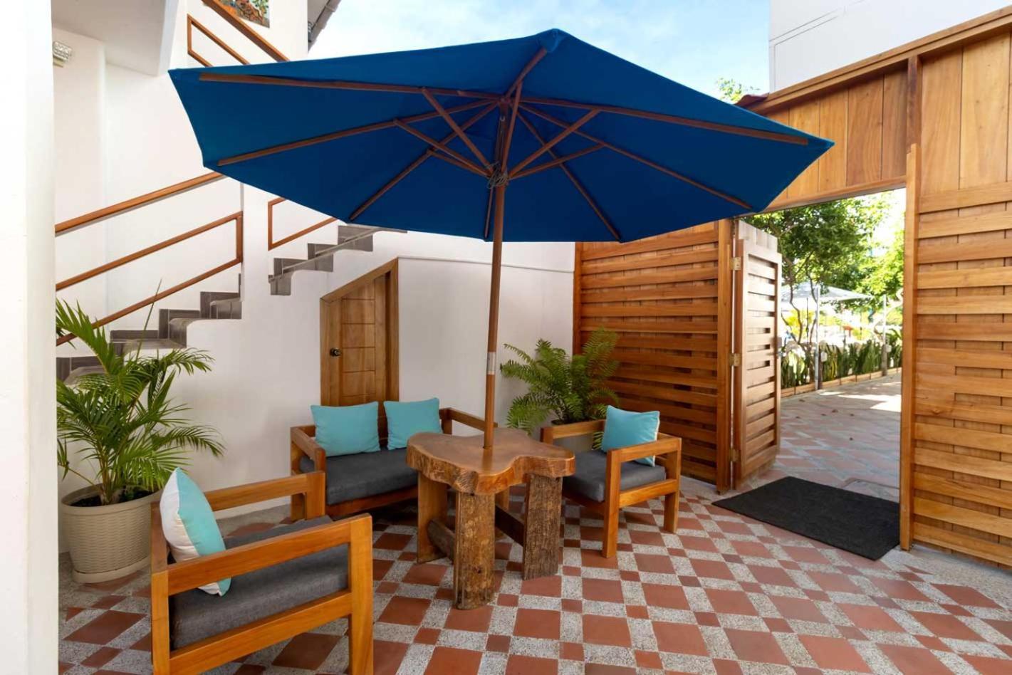 Plaza Luna Suites Puerto Ayora  Kültér fotó